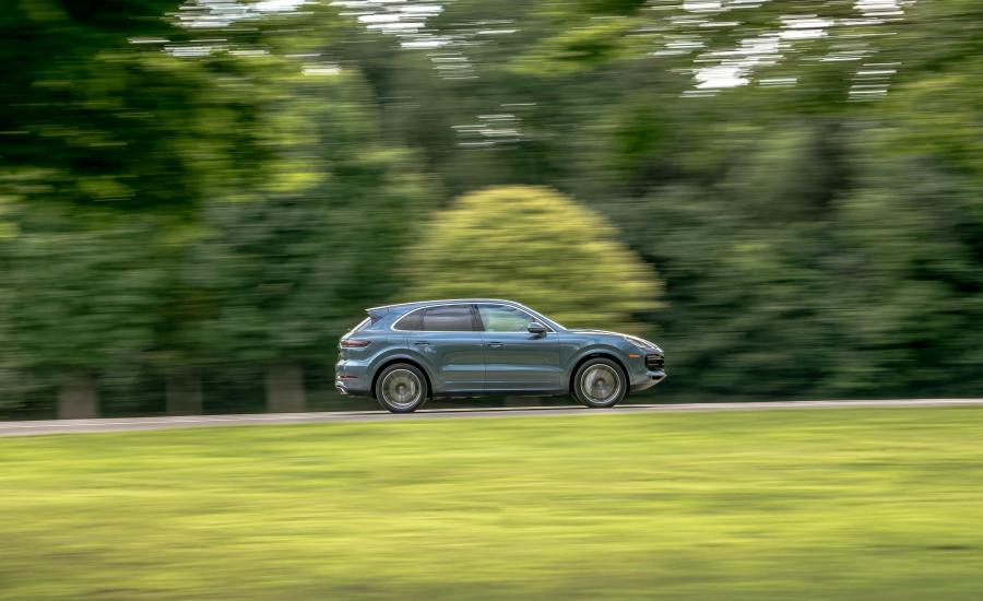  Porsche Cayenne Turbo (PO536) 2018 года  (NA) (фото 17 из 40)